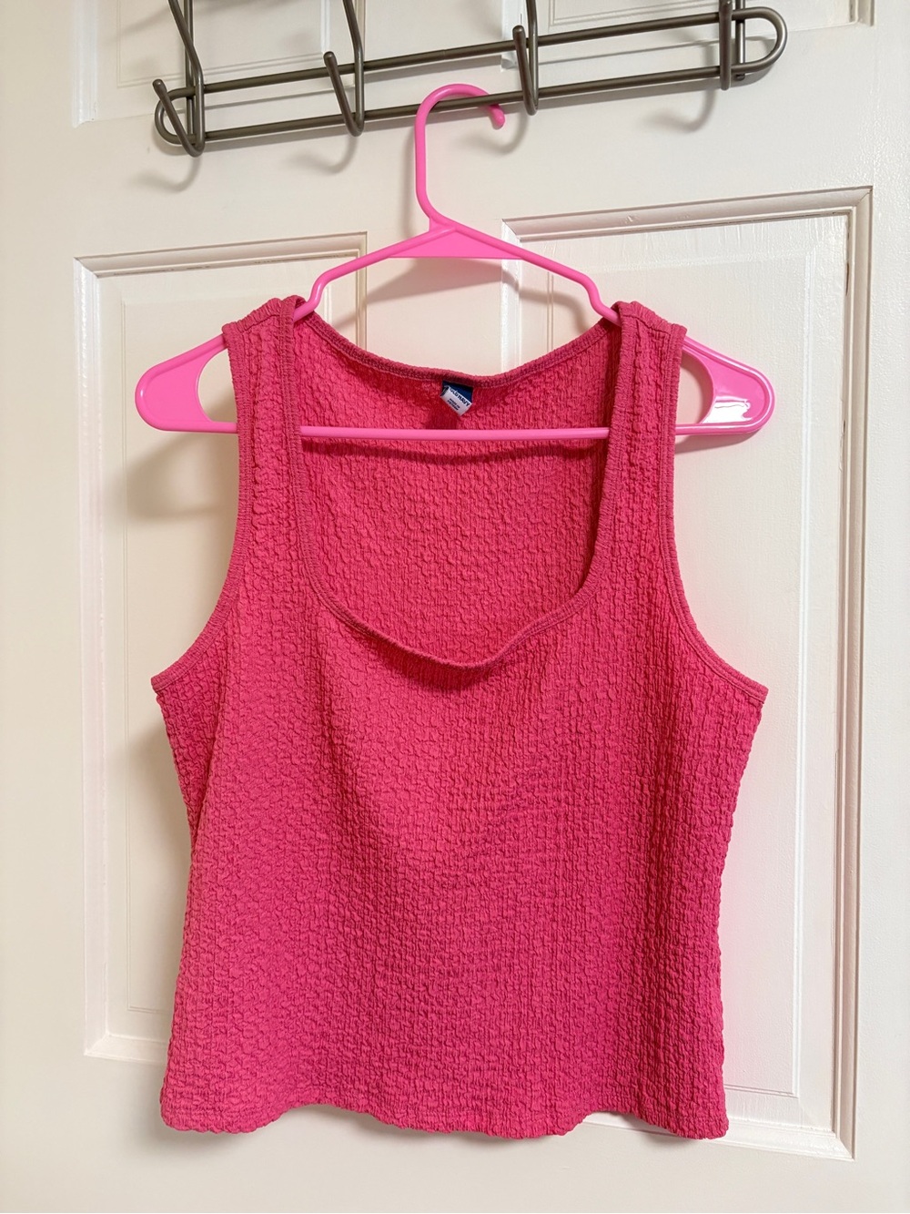 Old Navy Bright Pink Textured Scoop Tank